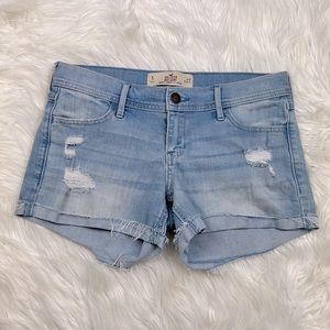 Hollister distressed shorts light denim wash size 5